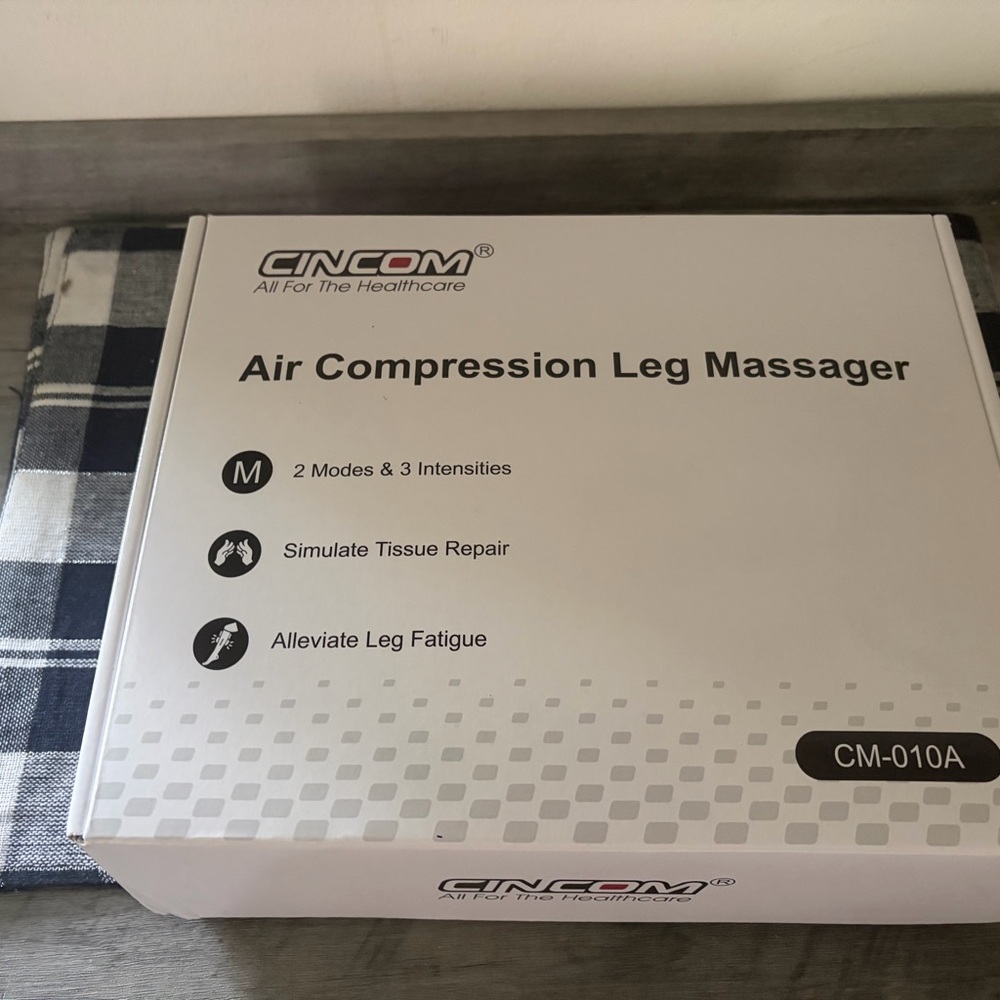 Neiman Marcus Air Compression Leg Massager - White and Black